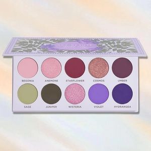 Ace Beautē Violet Sage Eyeshadow Palette